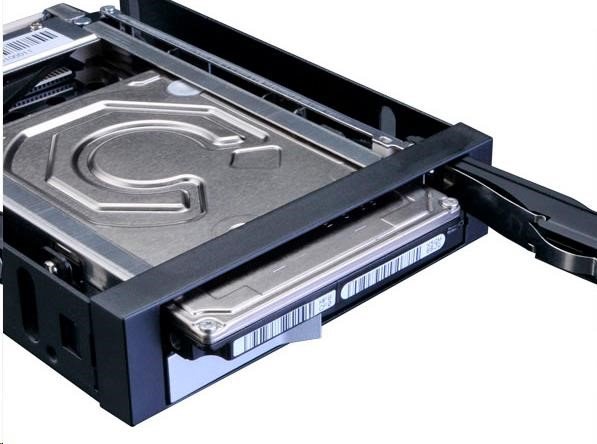 AKASA Lokstor M21 2x2,5" HDD/SSD disky AK-IEN-03