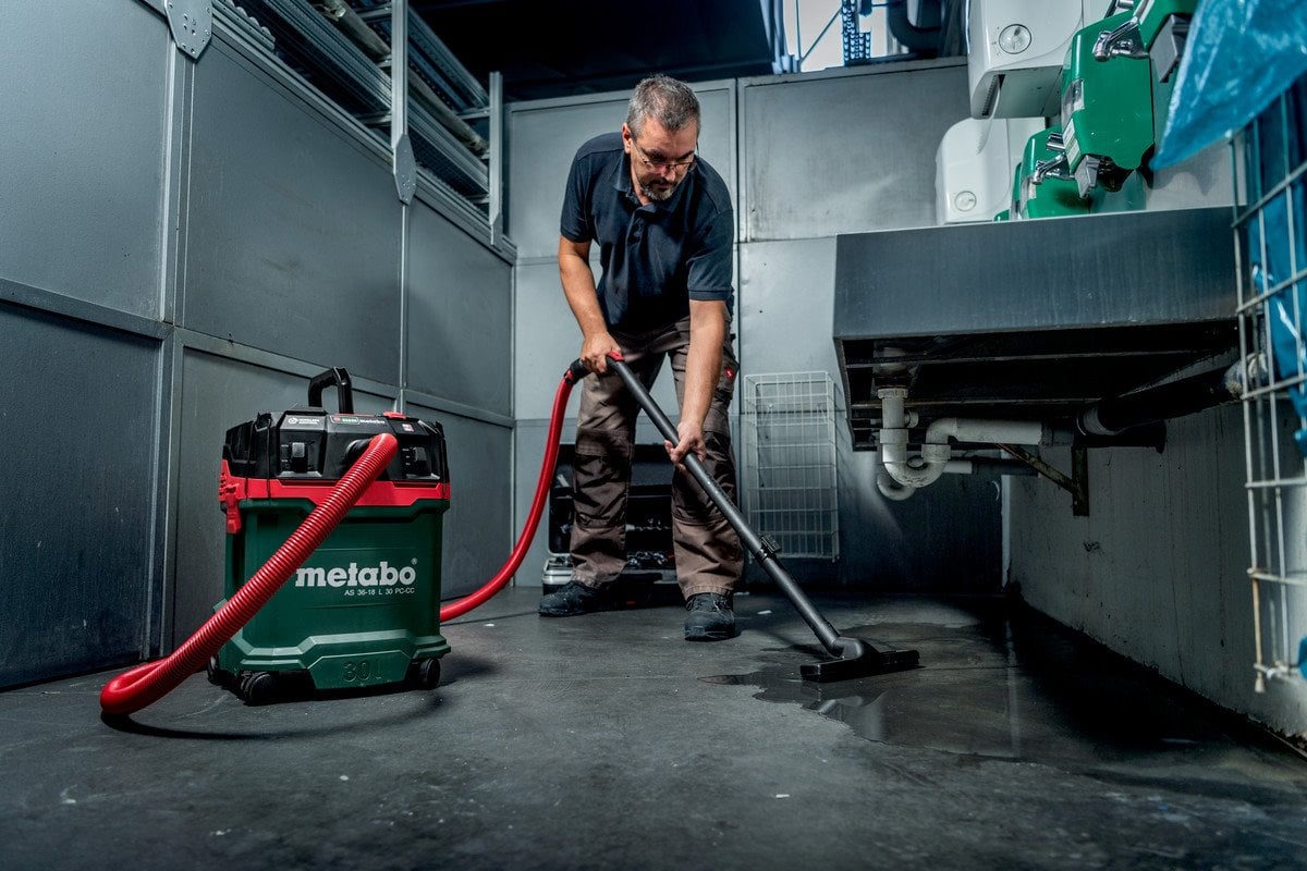 Akumulátorový vysávač METABO AS 36-18 L 30 PC-CC (602073850)