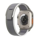 Apple Watch Ultra 2 49mm titanové pouzdro se zeleno-šedým trailovým tahem - S/M