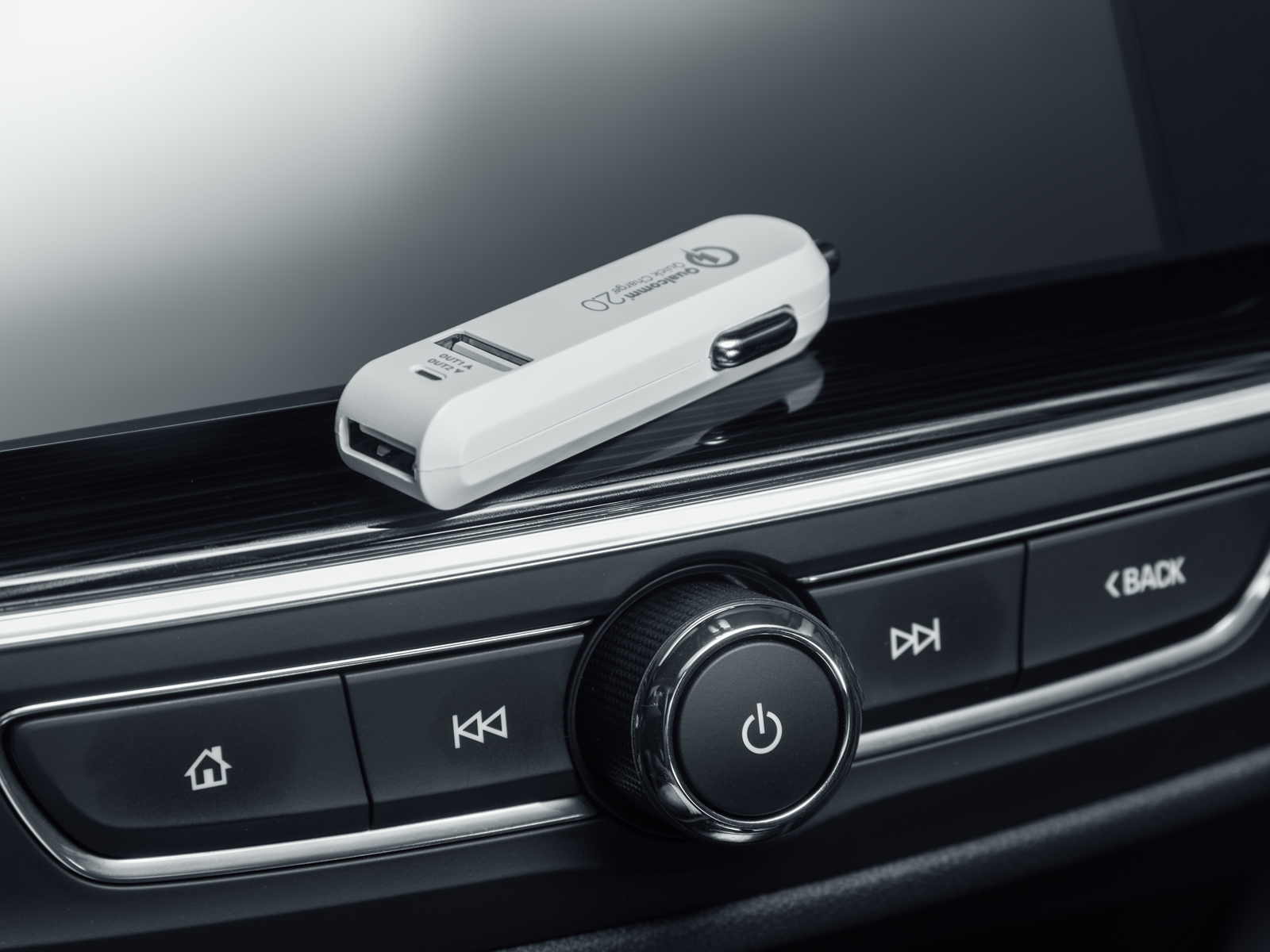 AVACOM CarMAX 2 nabíjačka do auta 2x Qualcomm Quick Charge 2.0, biela (kábel USB-C)
