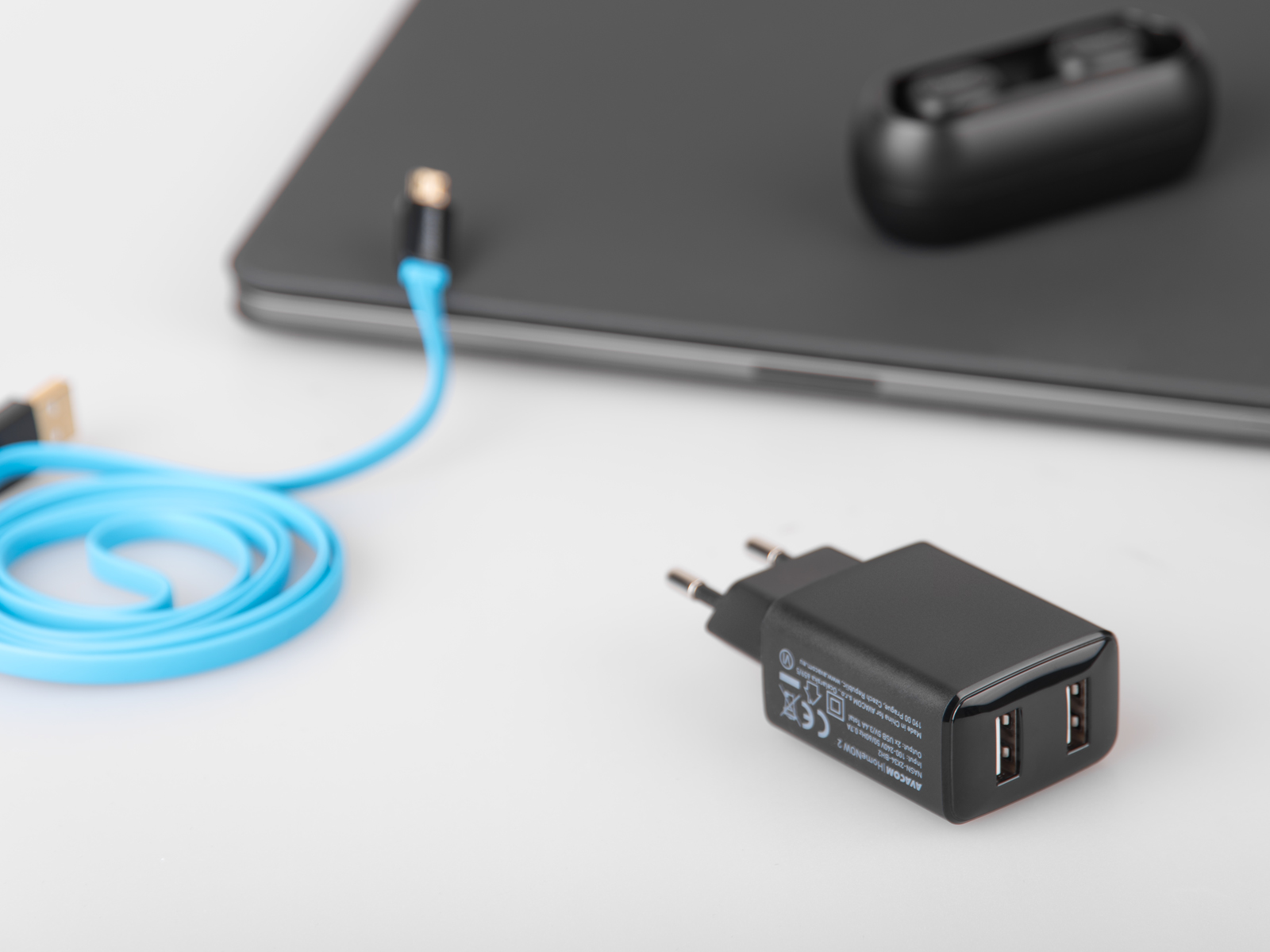 AVACOM HomeNOW 2 5V 3,4A 17W sieťová nabíjačka s dvoma výstupmi USB-A