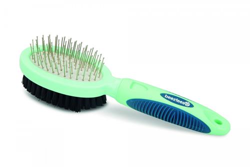 Beeztees Obojstranná kefa so štetinami a hrotmi z nehrdzavejúcej ocele 21 cm
