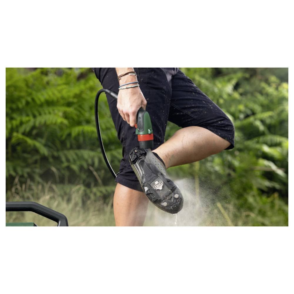 Bosch Fontus 18V-6 Bike Cleaner (s baterií a nabíječkou) (0.600.8B6.201)