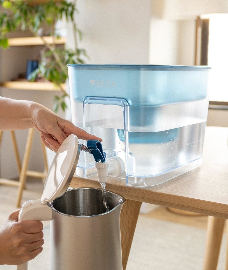 Brita Filtračné zásobník na vodu Brita Flow, 8,2 l s filtrom Brita Maxtra+ 1039277