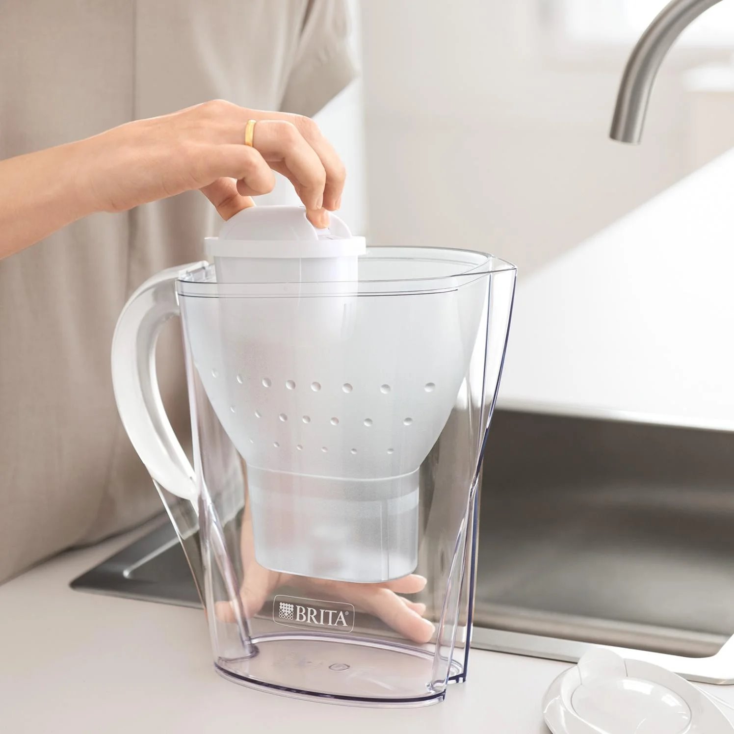Brita Filtrační konvice Marella 2,4l grafit 2024