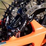 Brzdový strmeň SHIMANO XT BR-M8120 predný/zadný kovový chladič