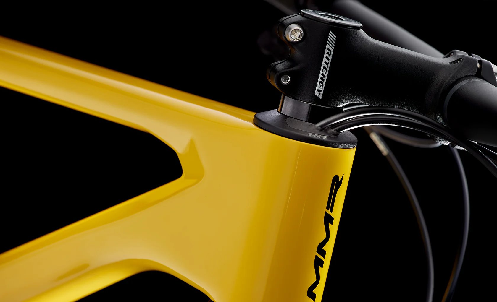 Celoodpružené kolo KENTA 30 - CAMEL - vel.M 2025