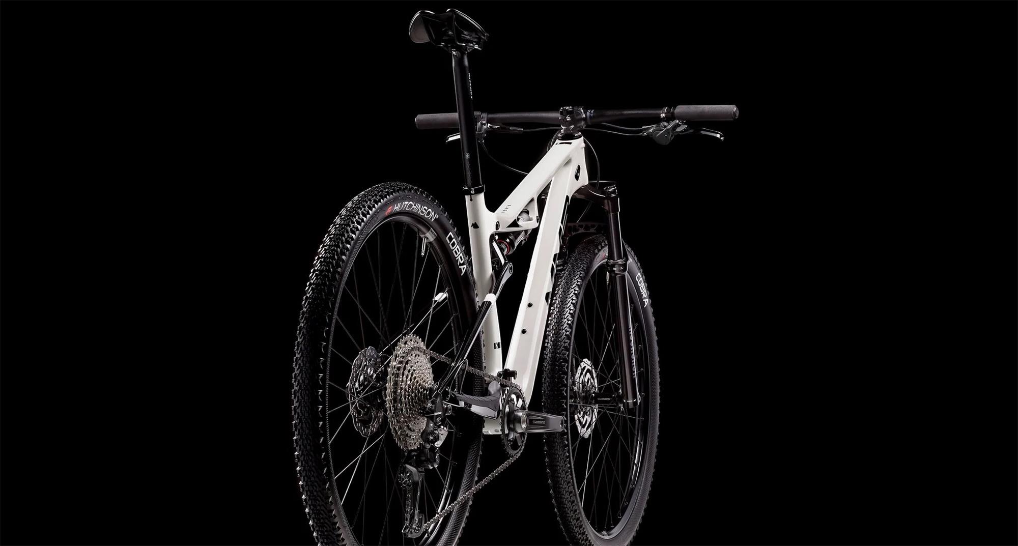 Celoodpružené kolo MMR KENTA 70 - Light Grey N Black - vel.L 24/2025
