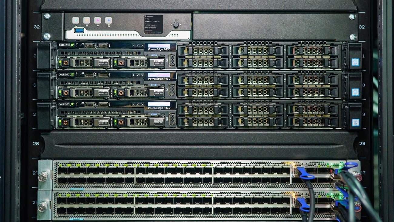 Držiaky NE Rack pre Turris Omnia NG