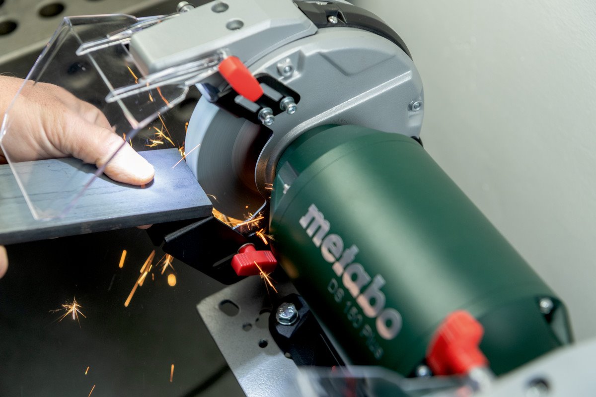 Dvojkotúčová brúska METABO DS 200 PLUS (604200000)