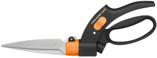 Fiskars GS42 Servo-System Nůžky na trávu
