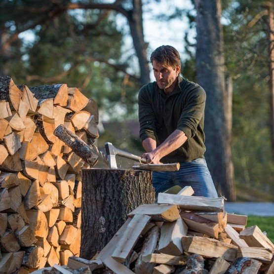 Fiskars X27 Sekera štípací XXL