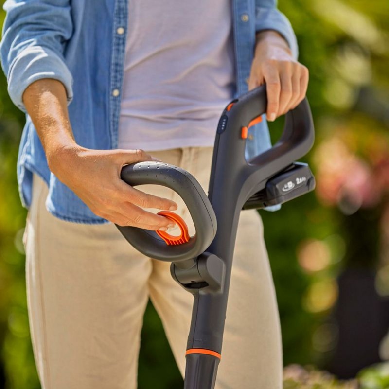 Gardena 14820-20 Akumulátorový kartáč na plevel EasyWeed 1800/18V P4A - sada