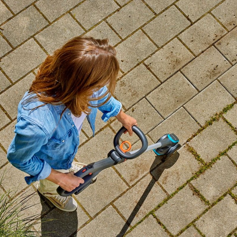 Gardena 14820-55 Akumulátorový kartáč na plevel EasyWeed 1800/18V P4A, solo