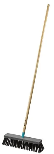 Gardena 17204-20 ClassicLine smeták na ulice