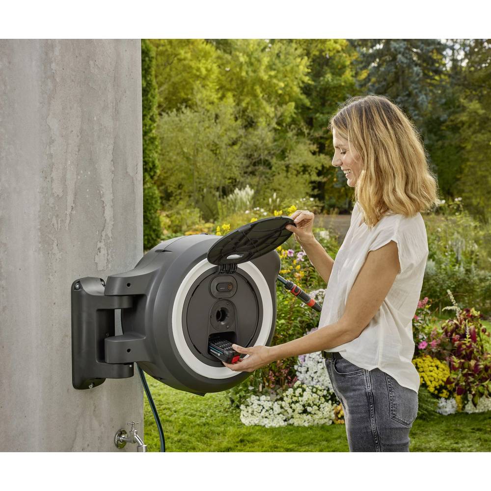 Gardena 18642-20 Nástěnný box na hadici PowerRoll XL- sada, bílý