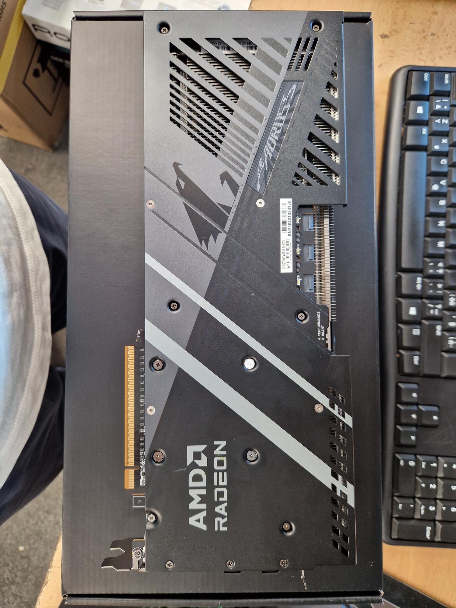 GIGABYTE AORUS Radeon RX 9070 XT ELITE 16G