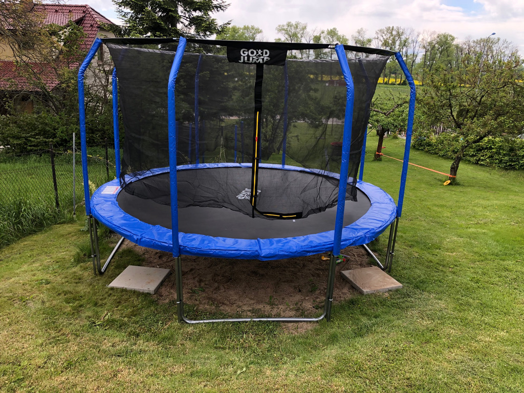 GoodJump 4UPVC Trampolína 400 cm s ochrannou sítí + žebřík