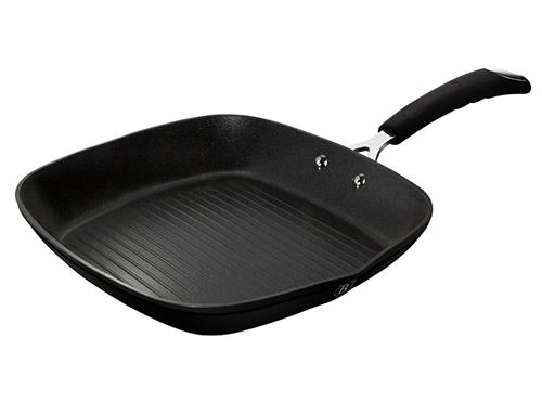 Grilovacia panvica BerlingerHaus s titánovým povrchom Black Professional Line, 28 cm
