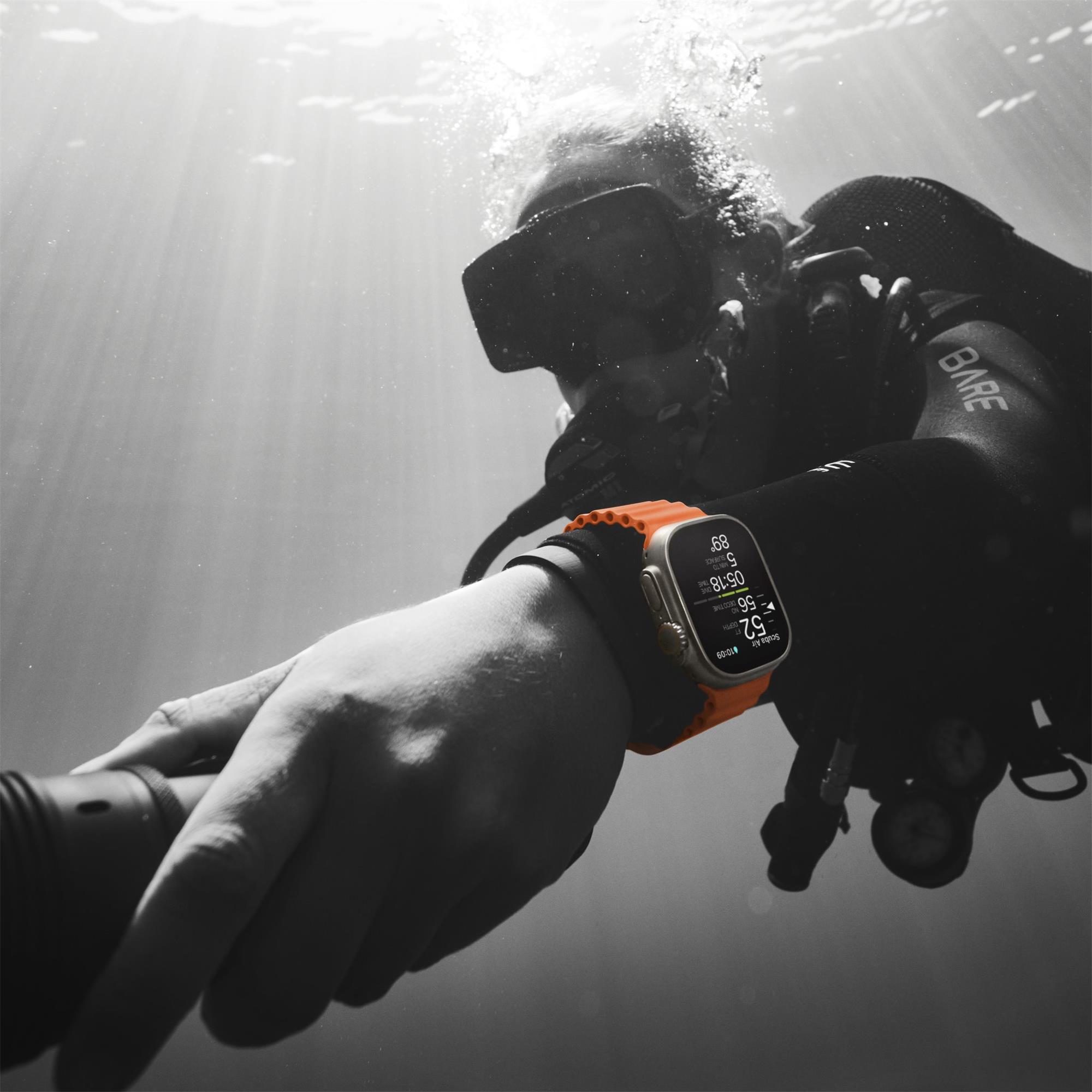 HOD GPS MTP Apple Watch Ultra 2 GPS + Cellular, 49 mm titánové puzdro s modrým oceánskym remienkom