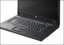 HP nx7400 T1350 512MB 667Mhz 60GB 15.4 WXGA+ DVD+-RW Intel 802.11b/g BT DOS