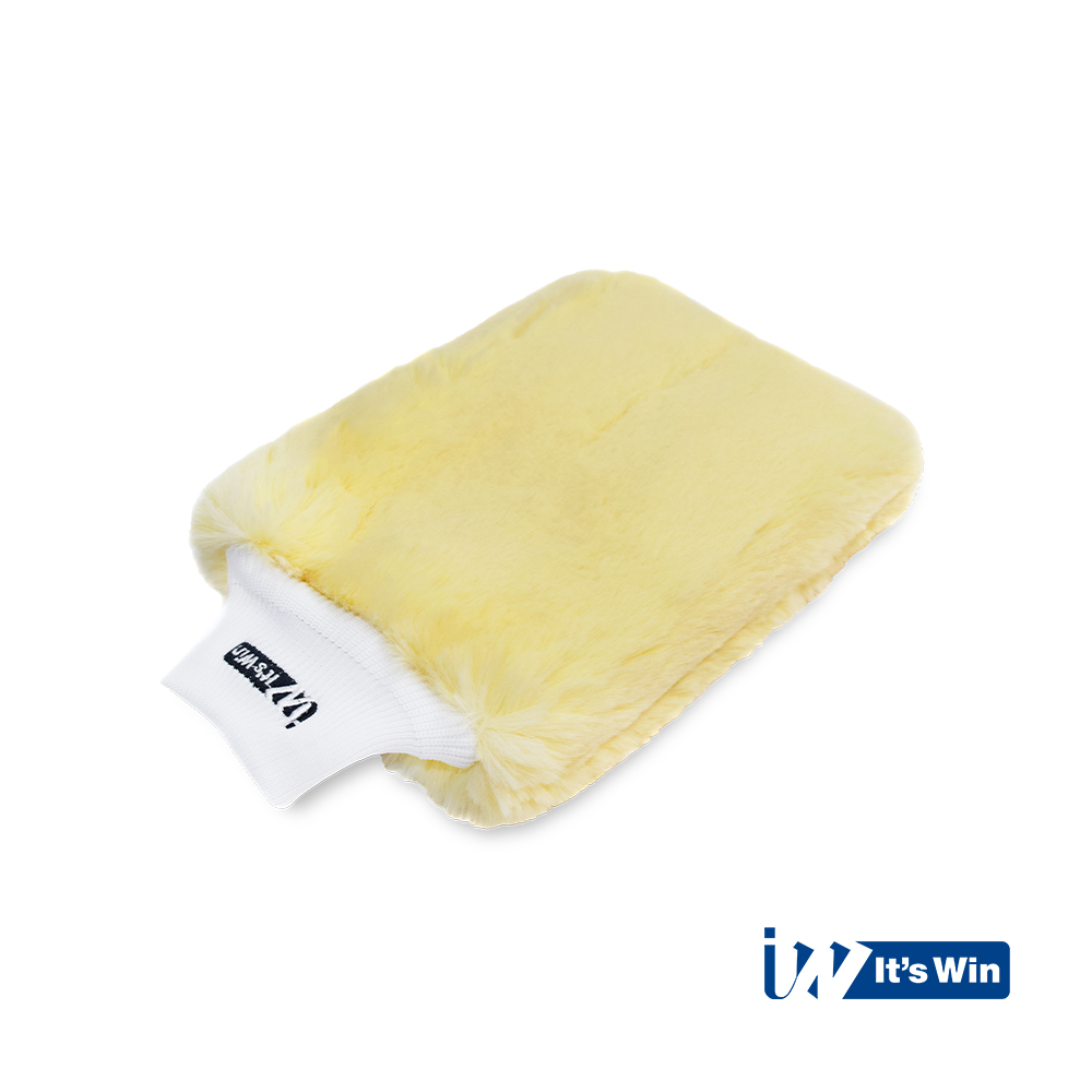 Je to model Win WINC-015, krémová
