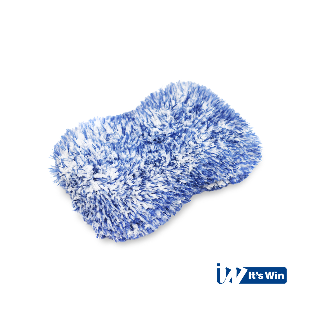Je to model Win WINC-020, tmavomodrý