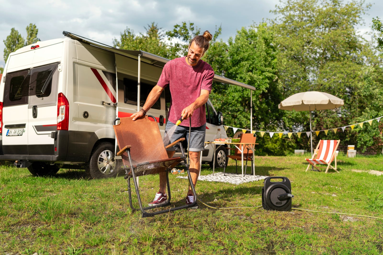 Kärcher HBX 2.10 Kompaktný nástenný box s hadicou