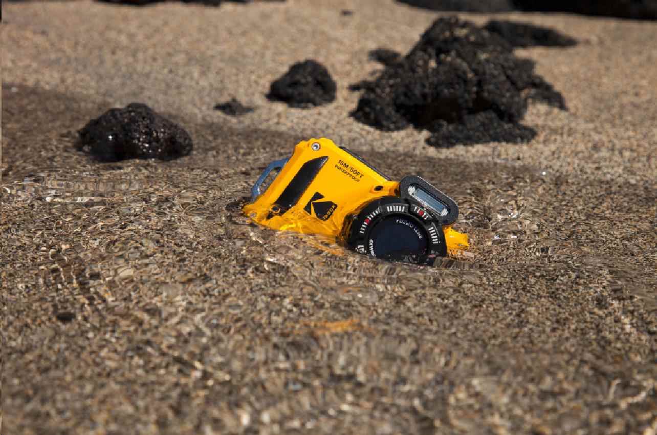 Kodak WPZ2 Yellow Bundle - fotoaparát + SD karta a 2x náhradní baterie