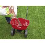 Kreator KRTGR9003 - Zahradní rozmetadlo 450mm 15kg