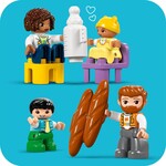 LEGO DUPLO Town Moderný rodinný dom 3 v 1 s figúrkami 10470