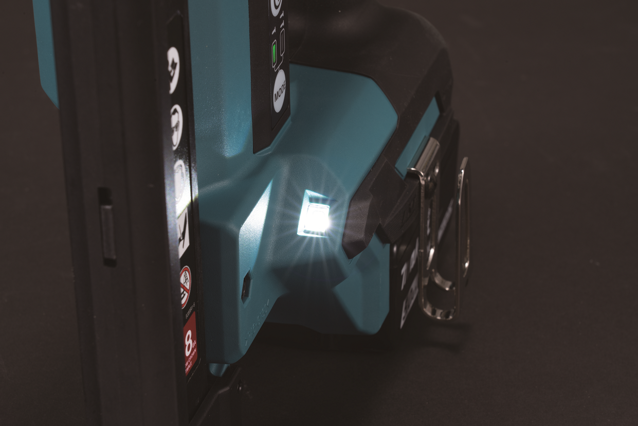 MAKITA Aku sponkovačka Li-ion LXT 18V,bez aku