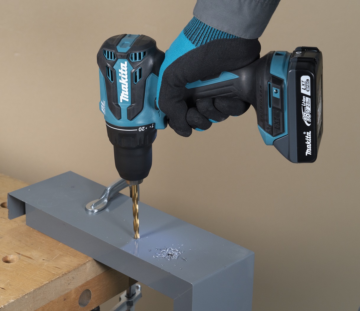 MAKITA Akumulátorový rázový vŕtací skrutkovač Li-ion LXT/LXTB 18V, bez batérie
