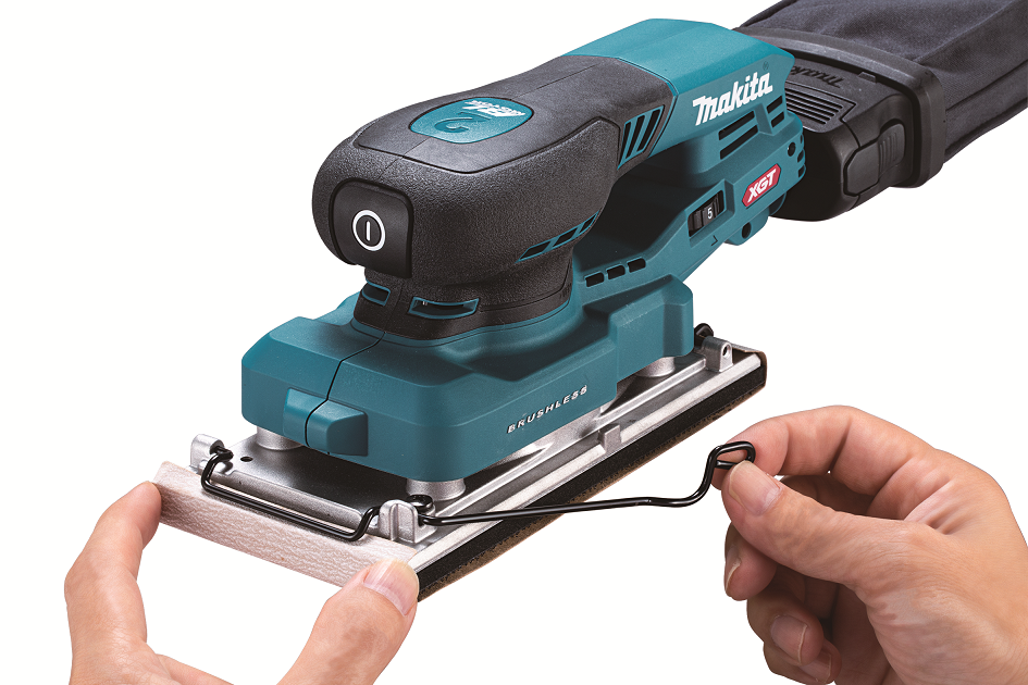 Makita BO007CGZ Aku vibračná brúska s reguláciou 93x185mm Li-ion XGT 40V, bez batérie