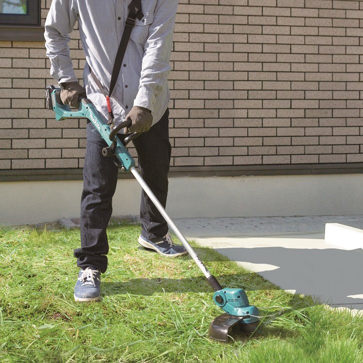 MAKITA DUR193RF Akumulátorový vyžínač Li-ion LXT 18V/3,0 Ah