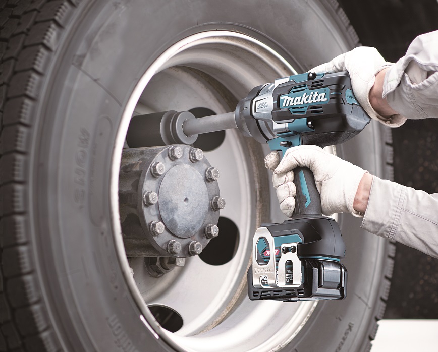 MAKITA Rázový uťahovák 3/4" Li-ion XGT 40V, bez batérie