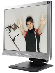 MO BenQ FP 92ES Black/Silver 19˝ LCD,5ms,800:1,DVI, výškově stavitelný