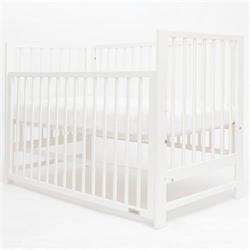 New Baby Dětská postýlka BASIC se stahovací bočnicí bílá
