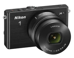 Nikon 1 J4 + 10-30mm (VVA211K001)