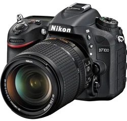 Nikon D7100 + 18-140 VR AF-S DX (VBA360K002)