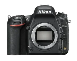 Nikon D750 tělo bez objektivu