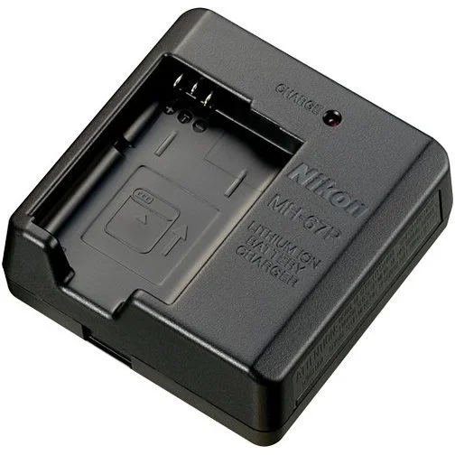 Nikon MH-67P (VEA022EA)