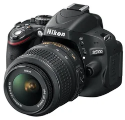 Nikon zrcadlovka D5100 + 18-55 II AF-S, 16.2 MPix
