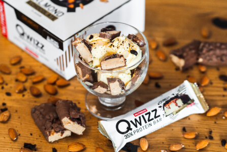 Nutrend QWIZZ protein bar 60 g, slaný karamel