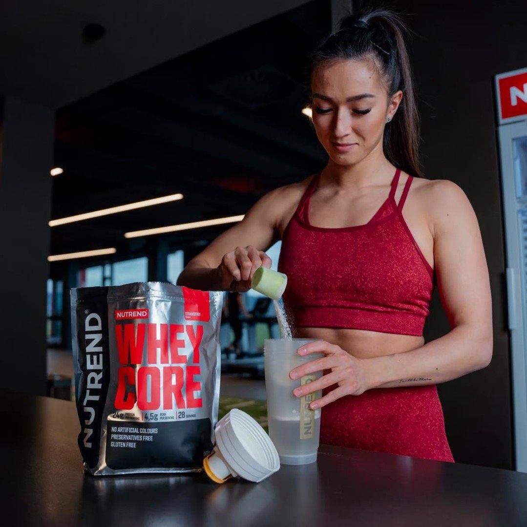 Nutrend WHEY CORE 900 g, vanilka