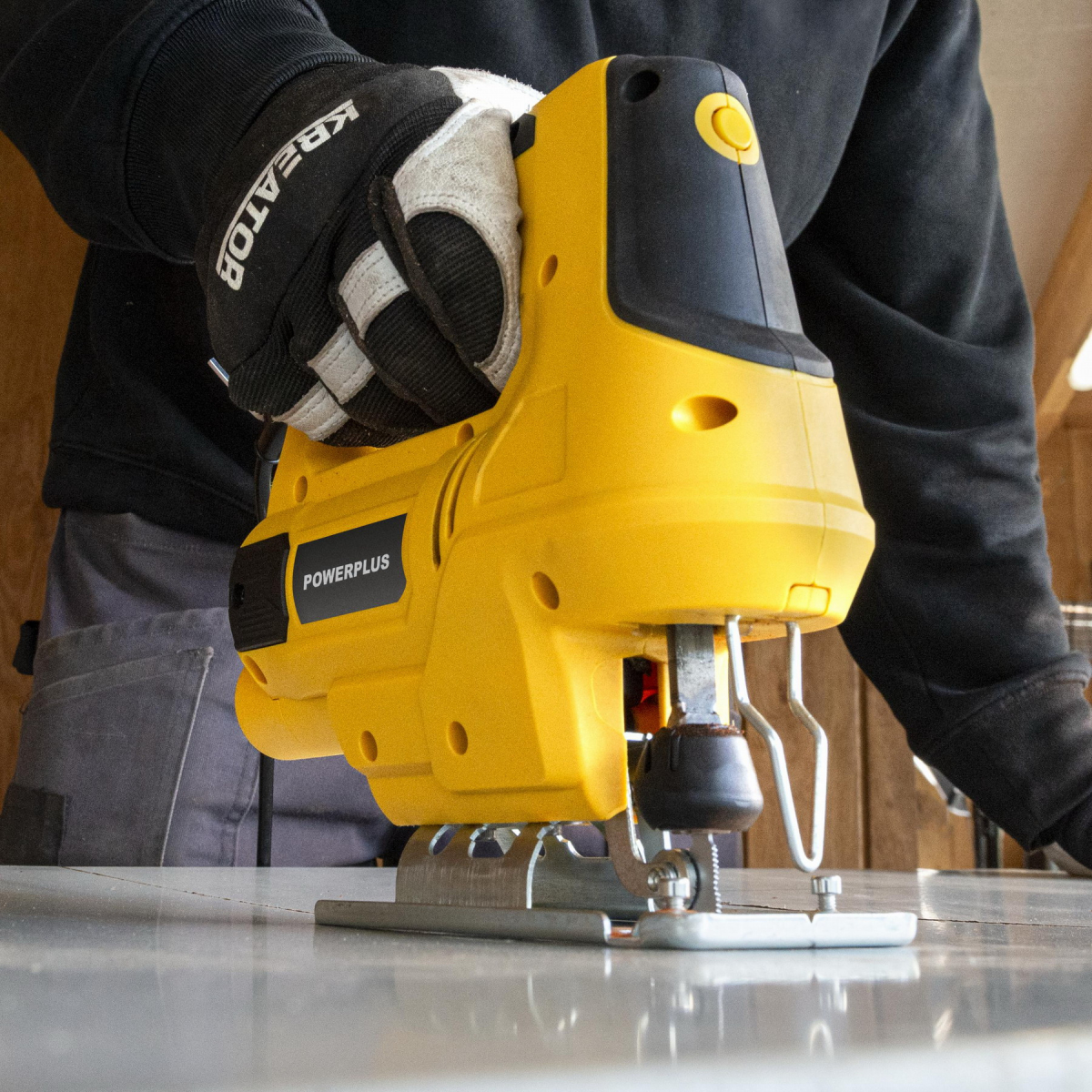 Powerplus POWX0302 - Přímočará pila 600 W 1 acc.