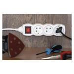 Predlžovací kábel 7 m / 4 zásuvky / s vypínačom / biely / PVC / 1,5 mm2