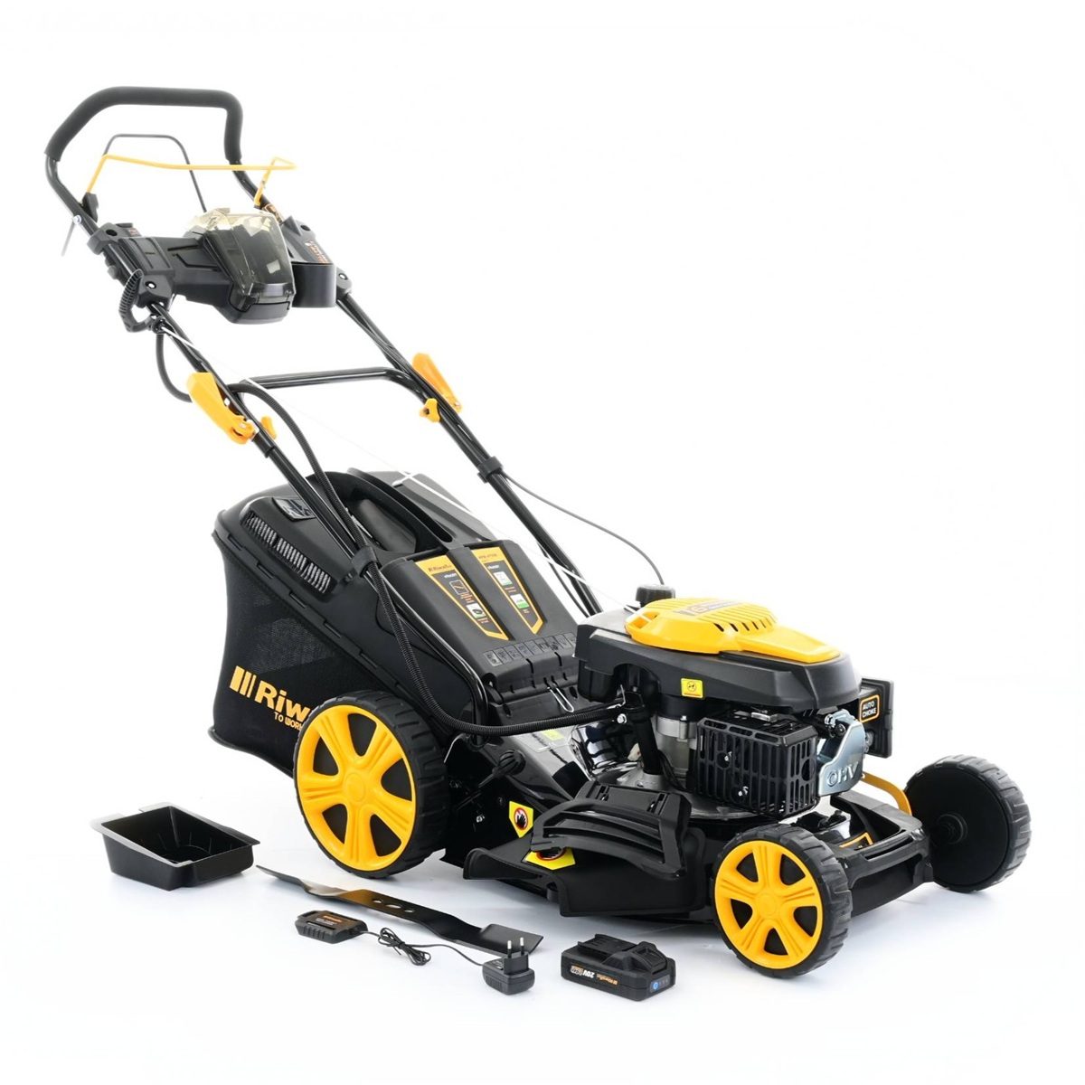 Riwall PRO Rotační sekačka benzínová s pojezdem a elektrostartem RPM 4735 E