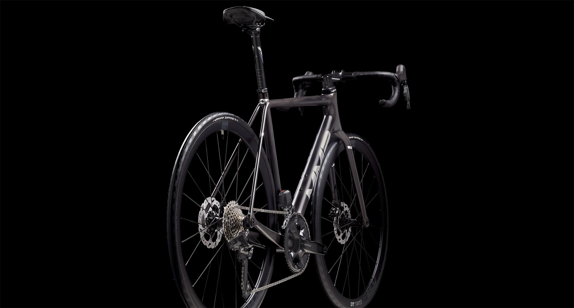 Silniční kolo MMR ADRENALINE 30 - Carbon N Chrome - vel.L 24/2025