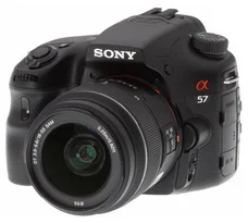 SONY zrcadlovka SLT-A57M, 16,1MPix s objektivem 18-135mm